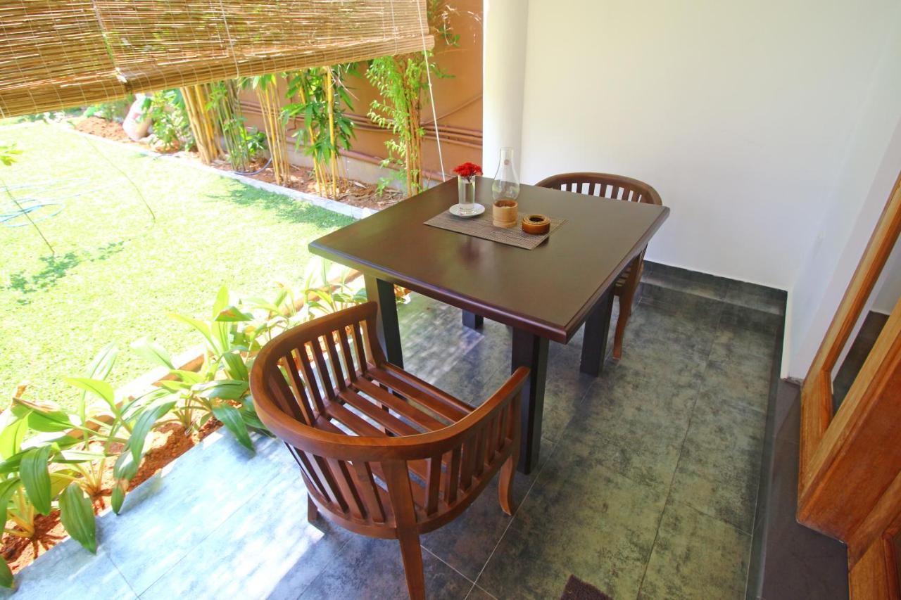 River Breeze Villa Bentota Esterno foto